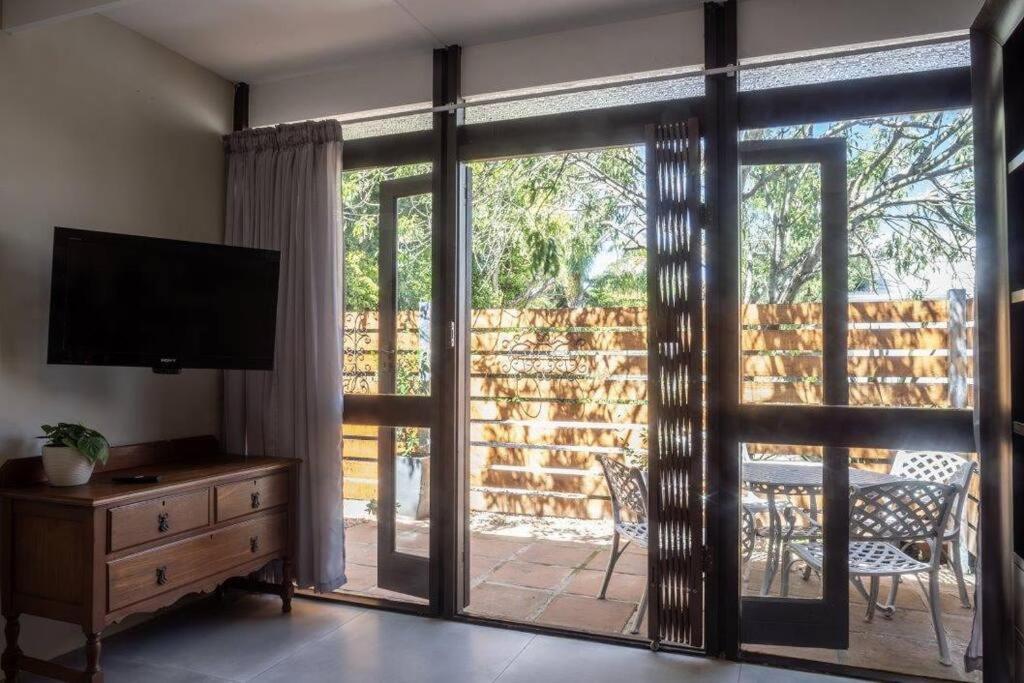 Mill Park Garden Cottage ポート・エリザベス エクステリア 写真
